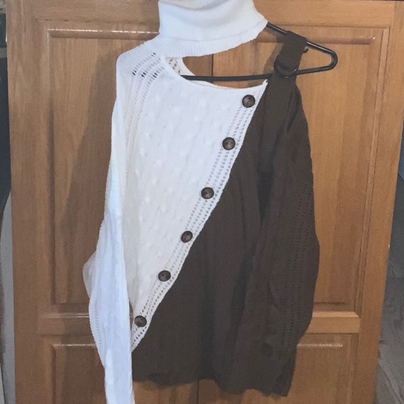 Sweaters - Women beautiful sweater/turtleneck with one side strap
